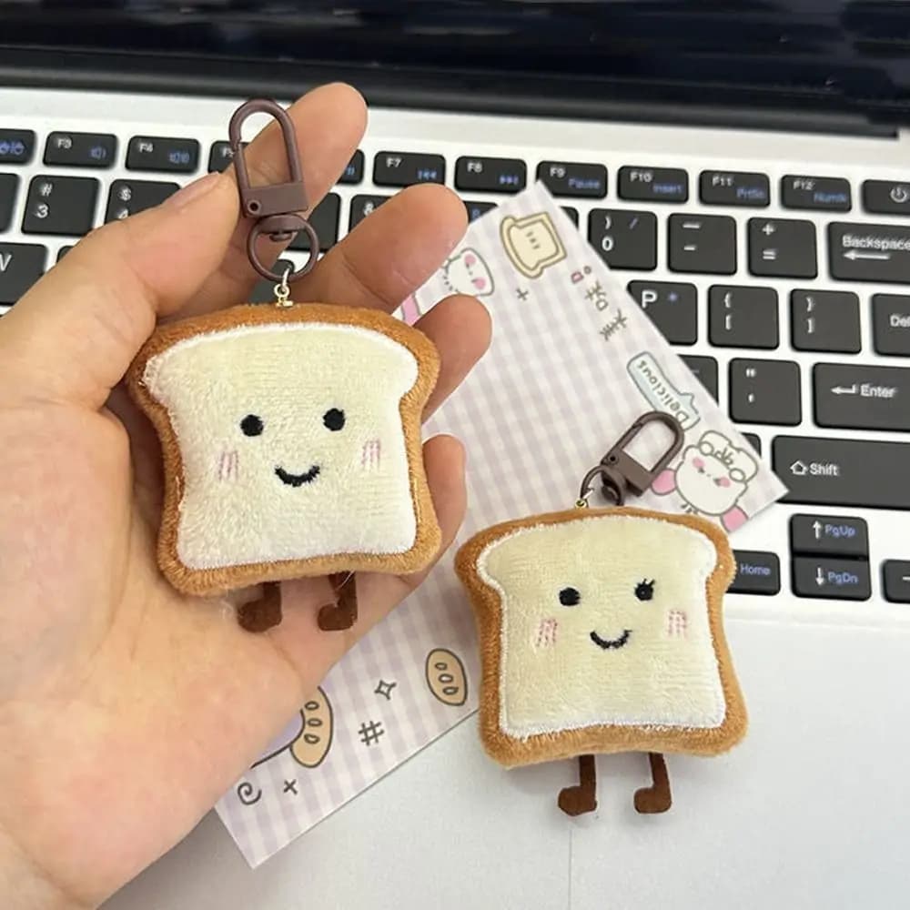 Simpatico peluche pane tostato ciondolo bambola di pezza ornamento appeso pane uomo bambola portachiavi borsa di cartone animato ciondolo borsa accessori