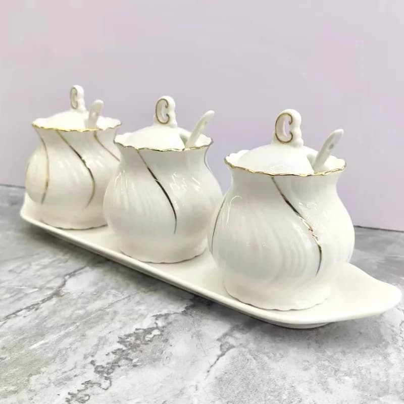 Set di condimenti in ceramica goffrata Vassoio Porta zucchero di sale MSG Elegante scatola di immagazzinaggio da cucina Contenitore per condimenti carino creativo