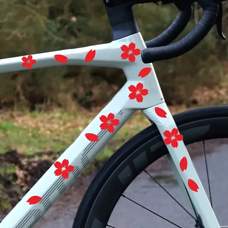 2 PEZZI/SET Adesivo Sakura con Fiori di Ciliegio, Decalcomania in Vinile Impermeabile per Bici, Moto, Auto, Decorazione Floreale Multicolore a Petali