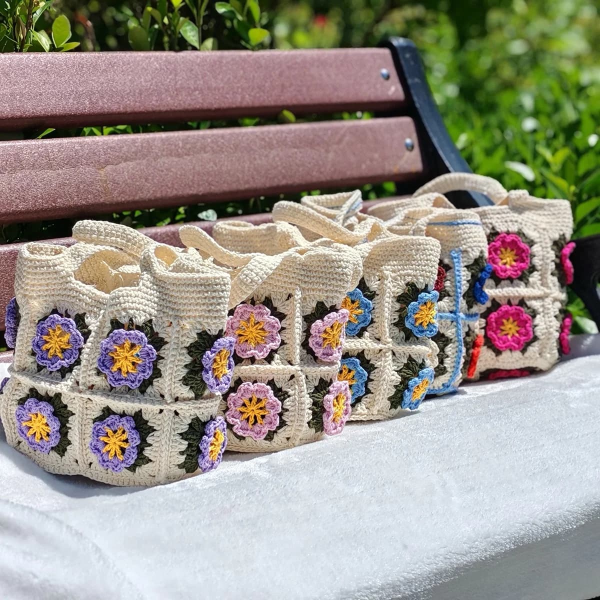 Handmade Crochet Flower Tote Bag, Boho Summer Handbag, Small Casual Shoulder Bag, Lightweight Beach Purse