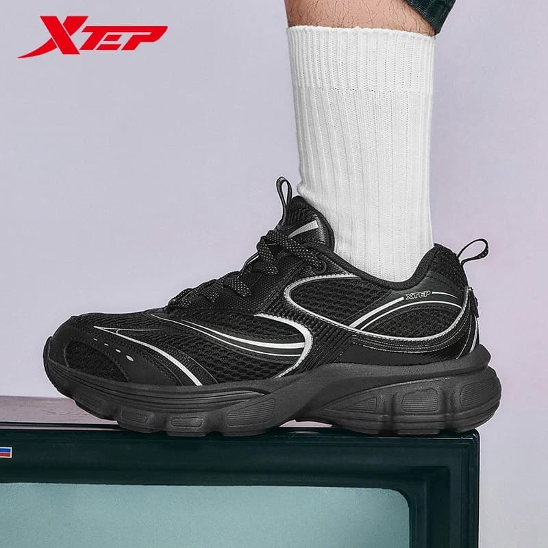 Xtep Scarpe casual da uomo 2025 Primavera Suola spessa Outdoor Chic Scarpe sportive comode Sneakers vintage da strada 875119320002