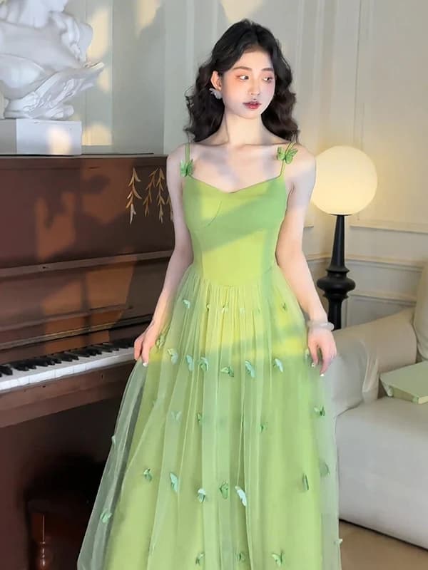 Elegant Green Vintage Strap Dress Women's Spring Summer New Waist Cinching Slimming Beautiful Long Skirt Sweet Style High Waist