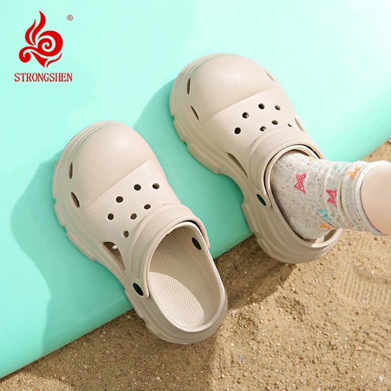 Women's Summer Sandals Slip-on Shoes With Thick Bottom Wear Resistant Non-slip Beach Sandals Man Soft Sole Comfortable Fashionable Slippers