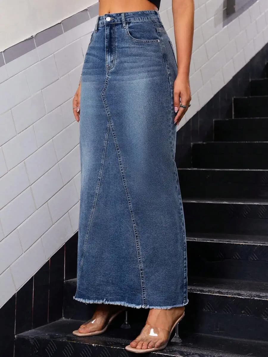 Gonna lunga in denim a vita alta da donna con spacco laterale e orlo sfrangiato