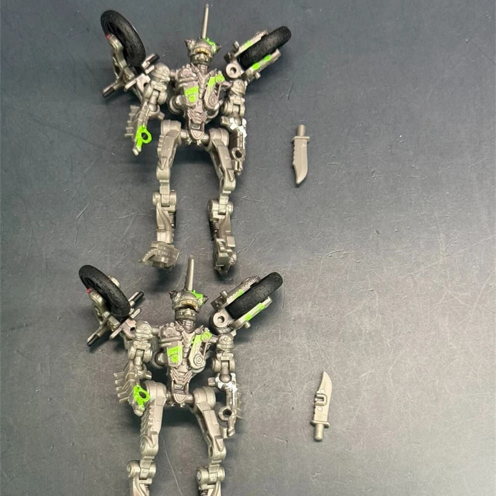 Hasbro Transformers Core Class Mohawk The Genuine Bulk Cargo Has Defects Model Doll Action Figure Birthday Gift