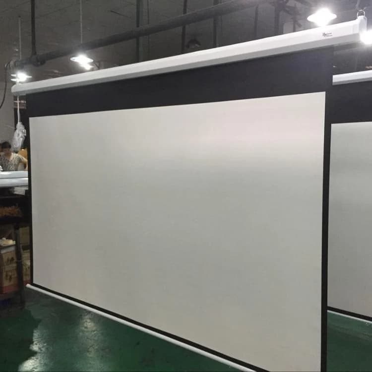 Schermo per proiettore per proiezione elettrica motorizzata in tessuto bianco opaco da 200 pollici 4:3 pollici