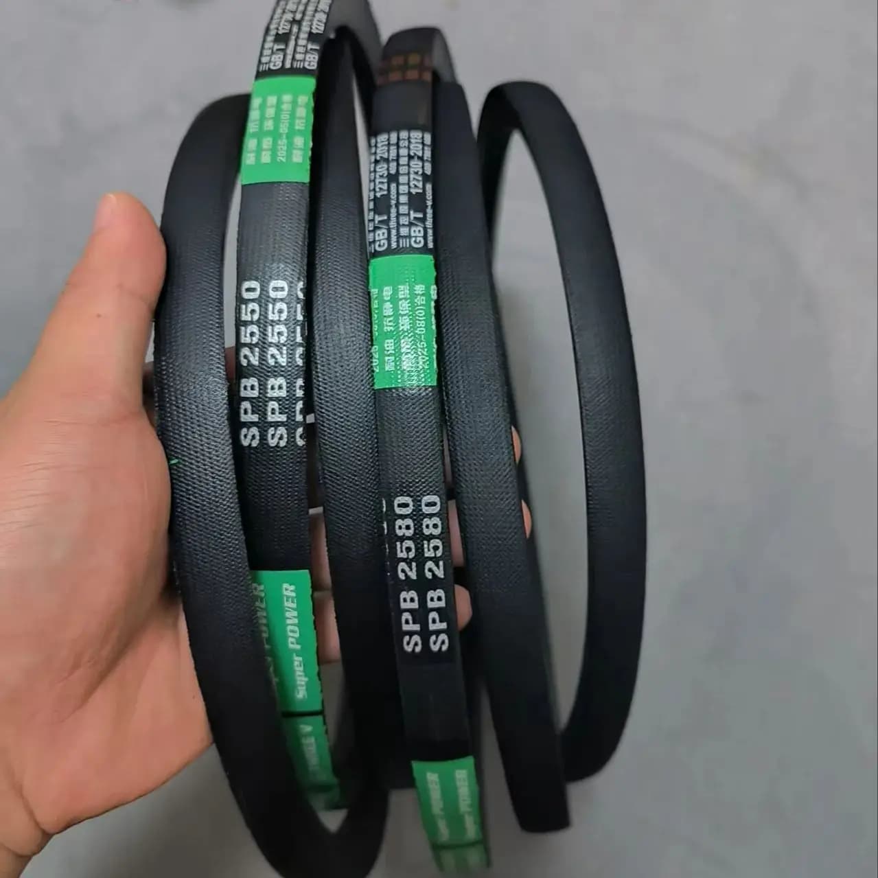 Cintura triangolare SPB2550/2565/2580/2590/2591/2600/2616/2692/2743/2616/2692 Cintura a V stretta antistatica resistente al calore resistente all'olio