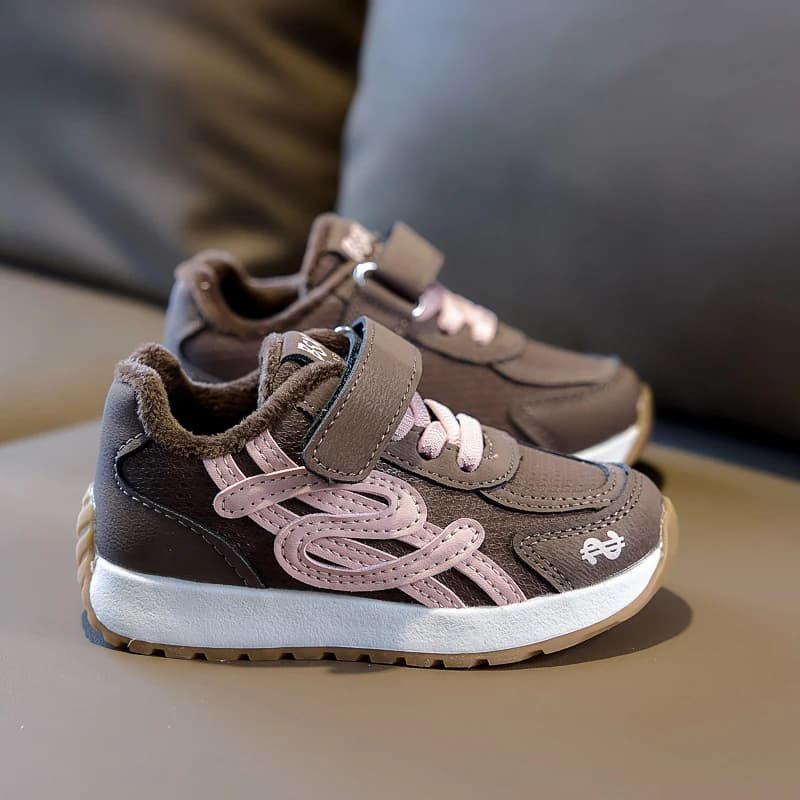 2025 children's shoes running shoes for outdoor sports for boys and girls light shoes, comfortable, breathable and casual