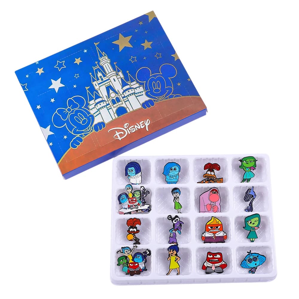 Set di 16 Spille Smaltate Personaggi Emoticon Inside Out, Distintivi in Metallo, Gioielli, Accessori per Abbigliamento e Zaini, Regalo