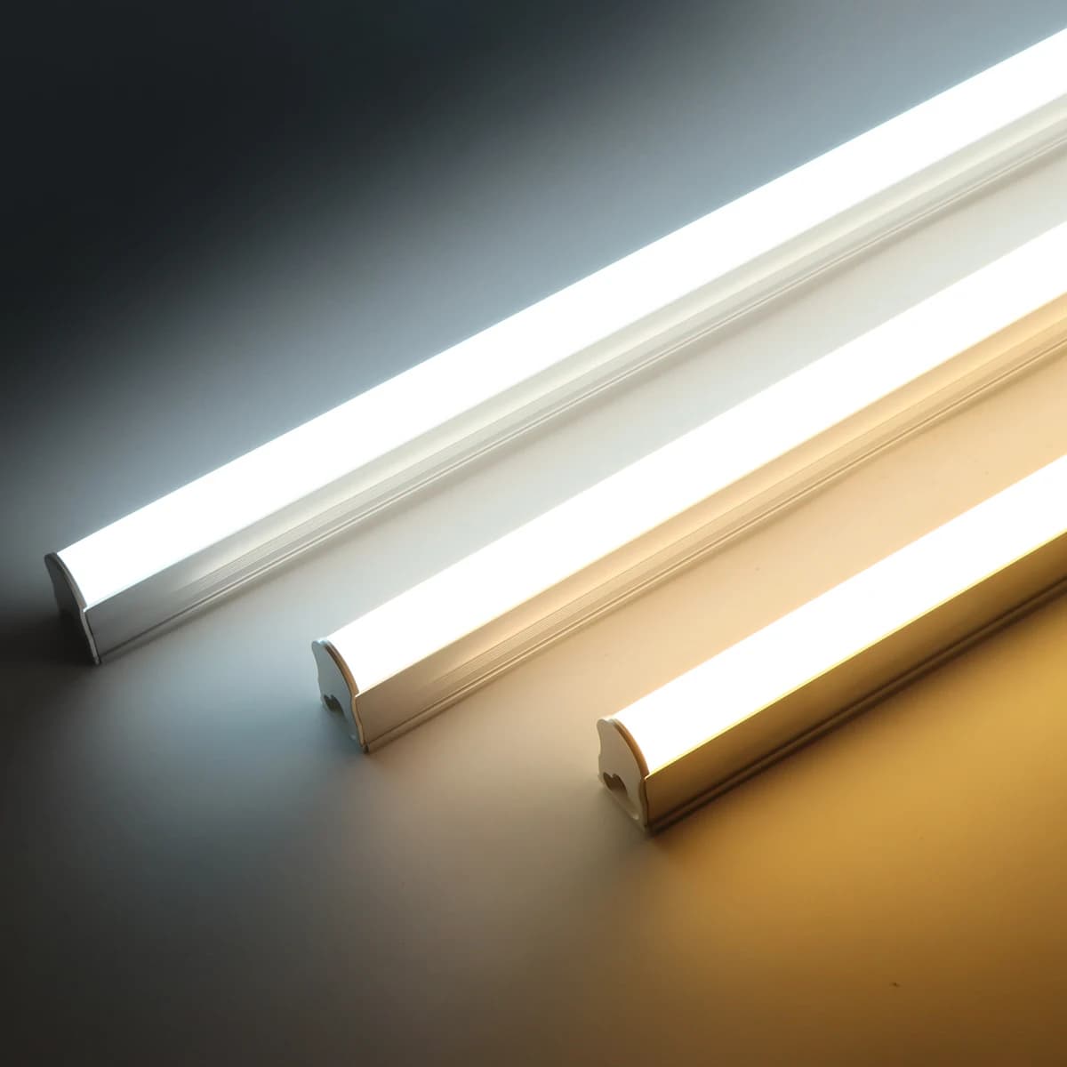 50CM T5 Tubo luminoso a barra LED in alluminio 110V 220V 15W Lampadine a tubo fluorescente a LED Sostituisci la lampada da scrivania Garage Armadio Magazzino Lighing