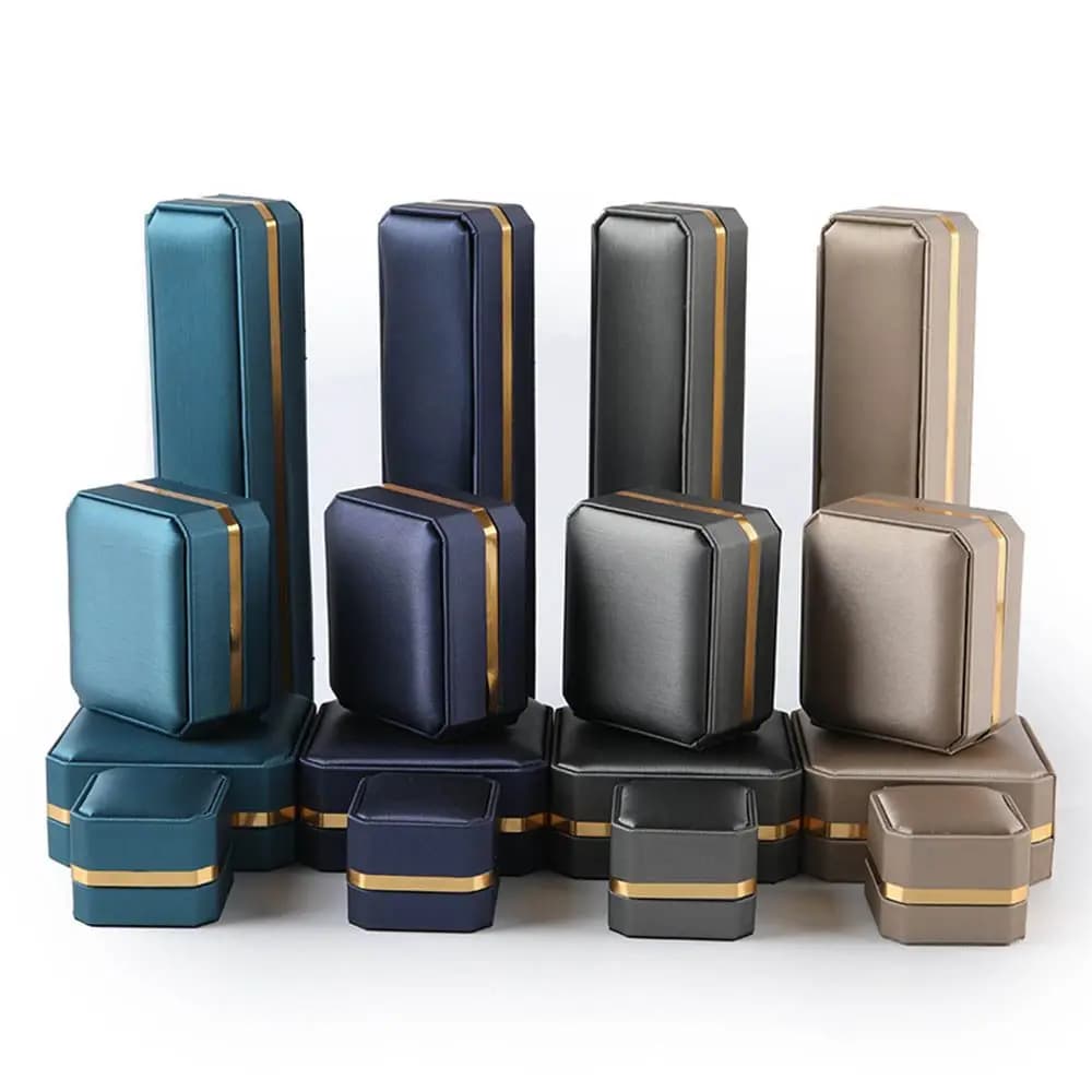 Scatole per Gioielli, Confezioni per Orologi, Espositore per Orecchini, Scatole Regalo con Doppia Apertura, Custodie per Anelli, Espositore per Gioielli