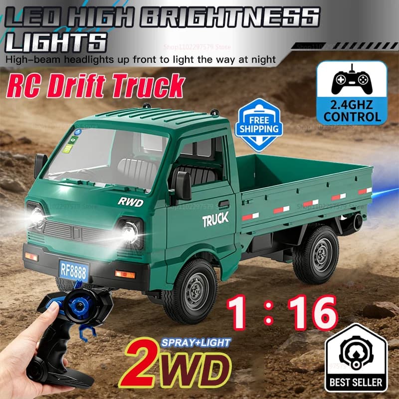 Auto RC Scala 1:16, Camion Telecomandato 2.4GHz per Drift e Arrampicata con Luci LED e Funzione Spray, Giocattolo per Bambini e Ragazzi, Regalo per Giochi all'Aperto