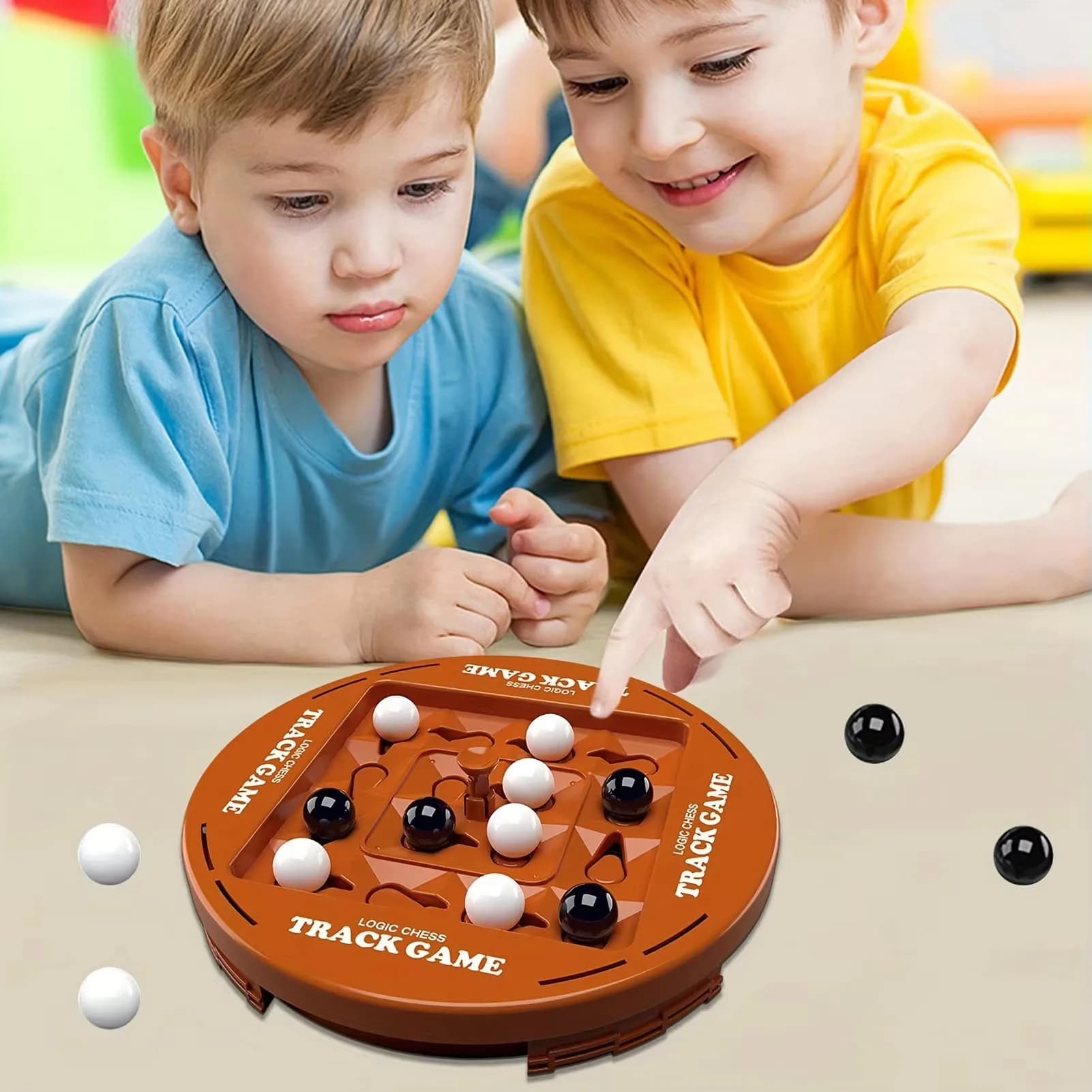 Gioco di scacchi rotante a quattro file - Plastica creativa marrone cioccolato, accessorio interattivo per giochi da tavolo per divertimento in famiglia