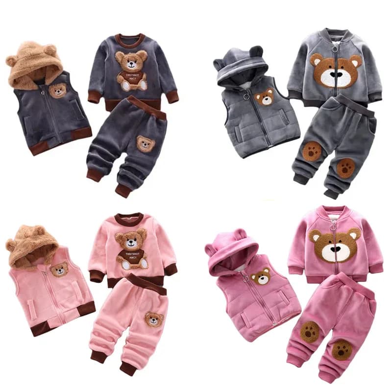 Vestiti del neonato 2023 autunno cotone spesso caldo Casual maglione con cappuccio inverno cartone animato simpatico orso tre pezzi vestito della neonata 0-5Y
