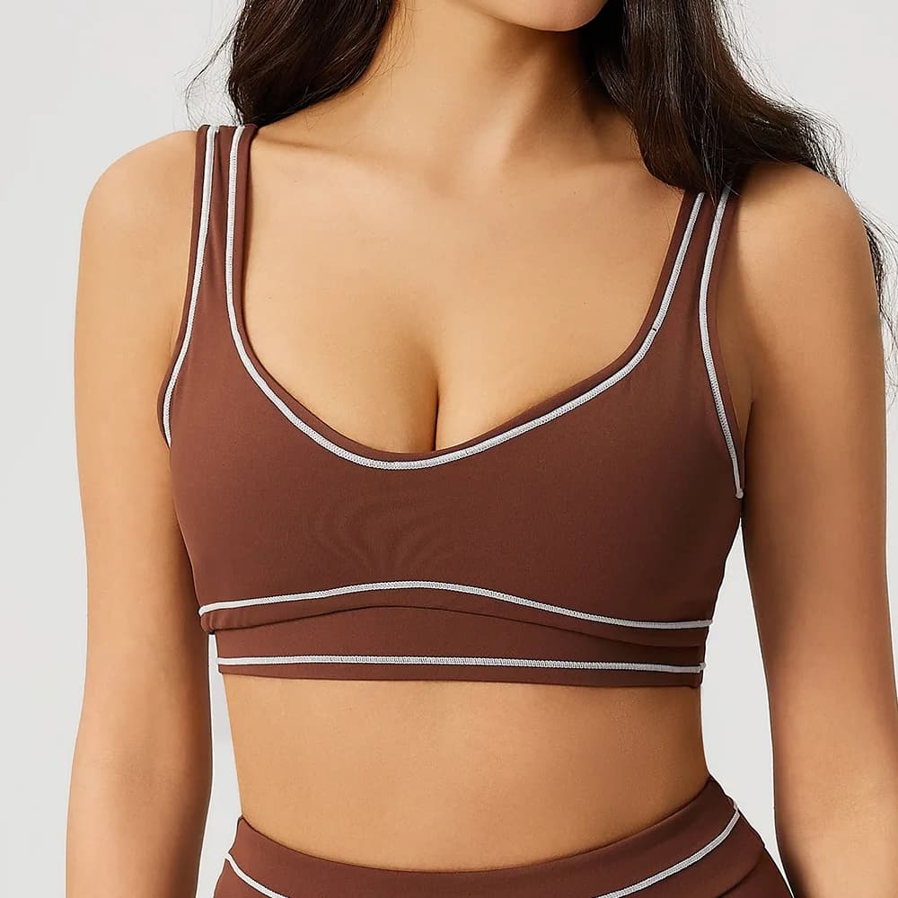 Reggiseno Sportivo Donna 2026 - Reggiseno Fitness Halter Effetto Nudo Sexy per Yoga e Palestra, Push-Up Imbottito, Bralette per Allenamento e Costume da Bagno