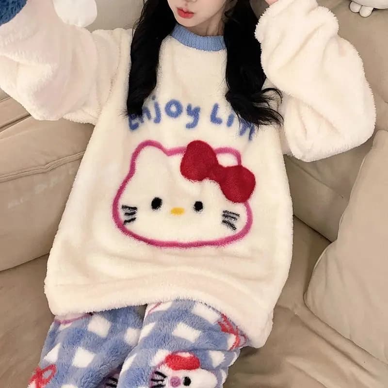 Autunno Inverno Sanrios Donna Pigiama in velluto corallo Kawaii Hello Kittys Cartoon Girls Addensare Pullover Indumenti da notte Casual Loungewear