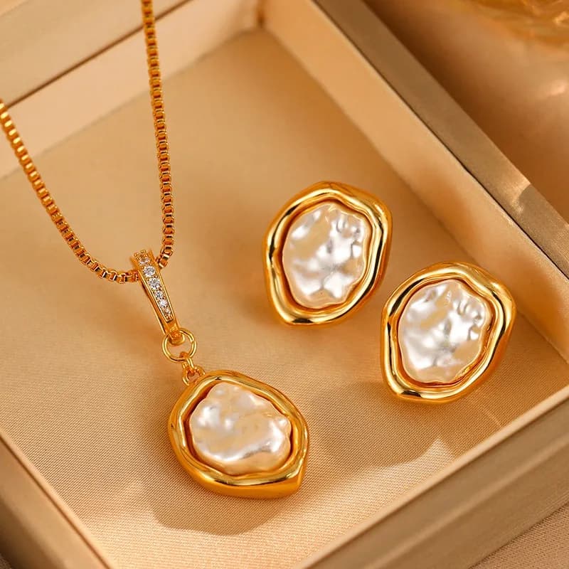 New Earrings with Freshwater Pearl Irregular, Custom Design Necklace, High Gamma Niche Jewelry, Lightweight and Elegant Luxury