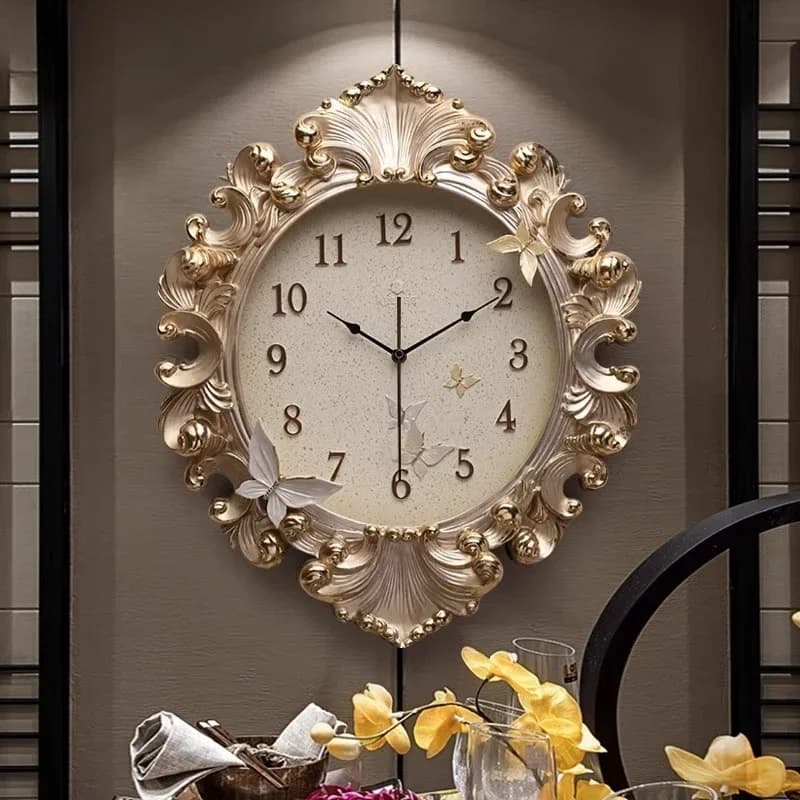 European Style Room Wall Clock Classical Golden Art Restaurant Clock Modern Retro Silent Clock Is Suitable For Home Decor