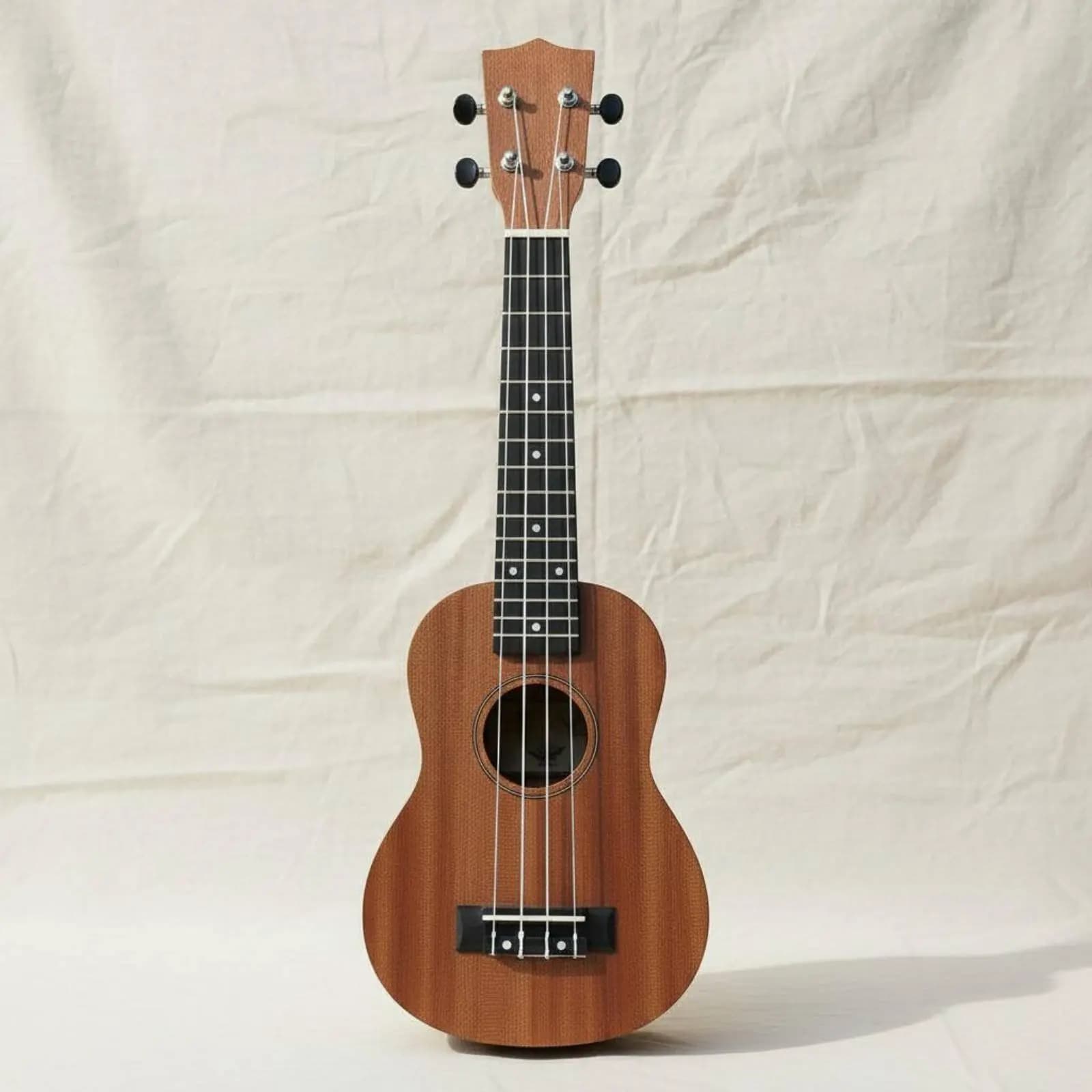 21 Inch Ukulele Easy to Play Beginner Ukulele Small Guitar Lightweight Musical Instrument Gift Idea for Children, Home Practice