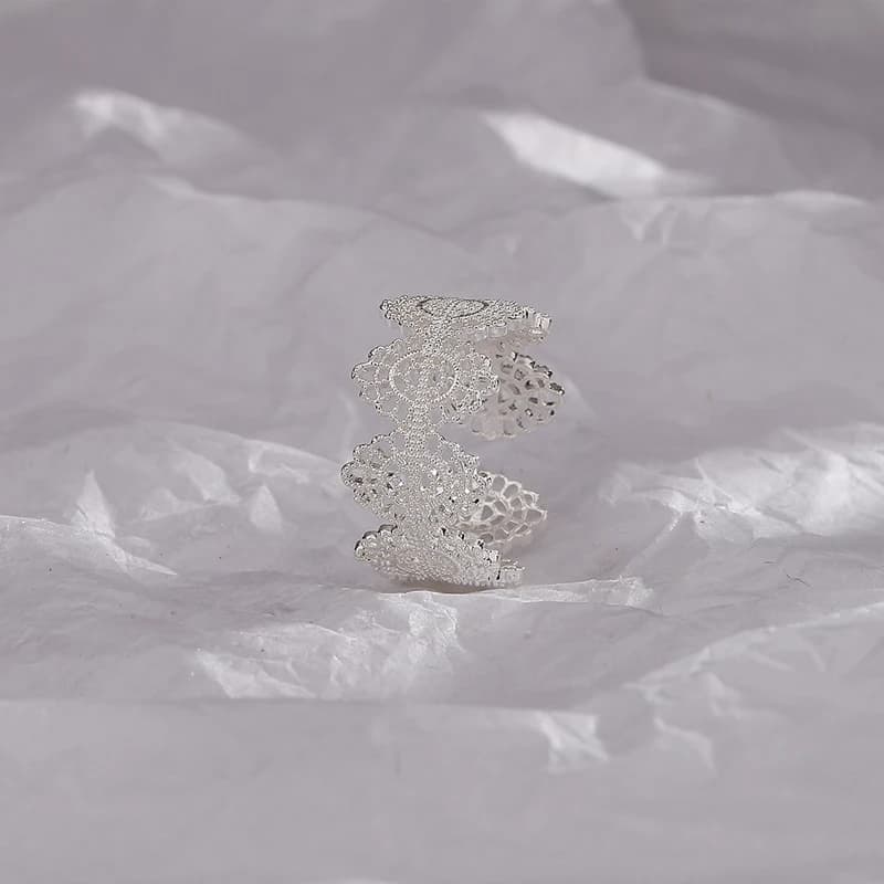 KOFSAC estate europea e americana nuovo anello Vintage Light Luxury Hollow Lace Rings eleganti gioielli da ragazza in argento Sterling 925