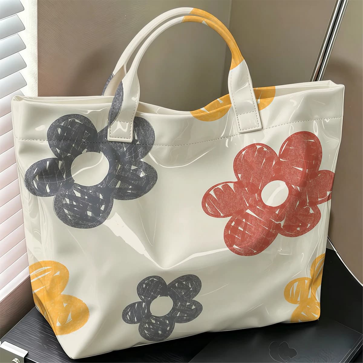 Simple Daisy Stylish Large Glossy PVC Tote Bag Washable Waterproof Durable Ideal for Travel Commute Cosmetics Books Handbags