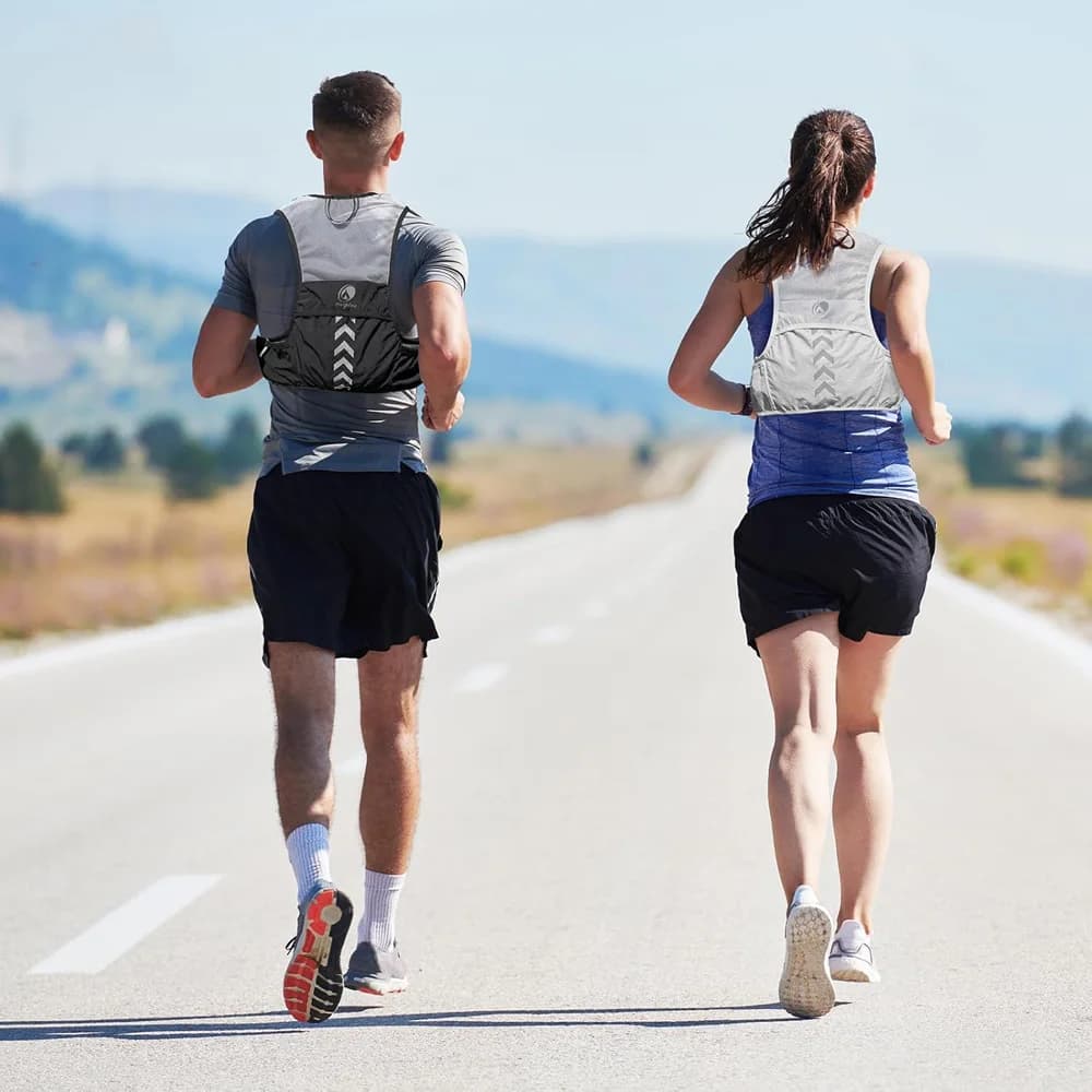 Lightweight Race vest 1 Piece for Man Woman, Reflective Hydrating vest for Hiking