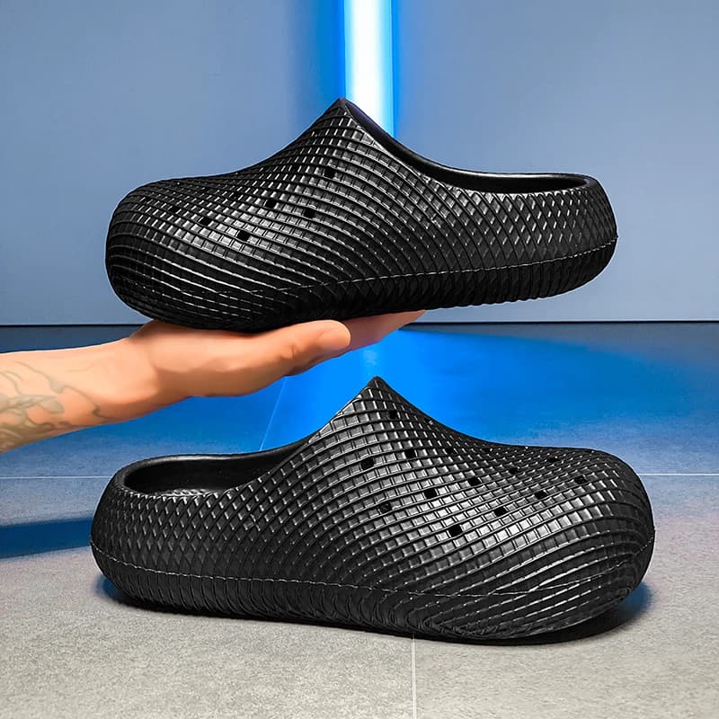 2026 New Summer Men Thick Sole Clogs, Outdoor Anti-slip Soft Closed Toe Half Slides, Comfort Soft Beach Sandals
