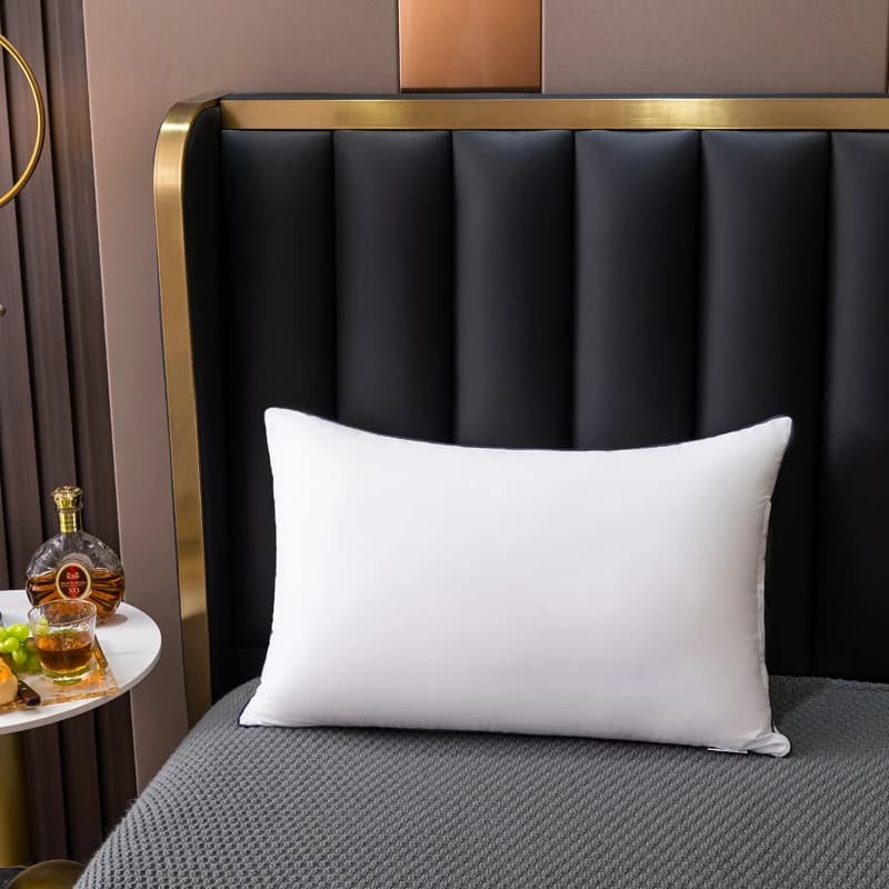 Cuscino per letto 48x74cm, 1 pezzo, morbido e di supporto, imbottito in poliestere con bordo a piping, traspirante, per chi dorme su un fianco o sulla schiena