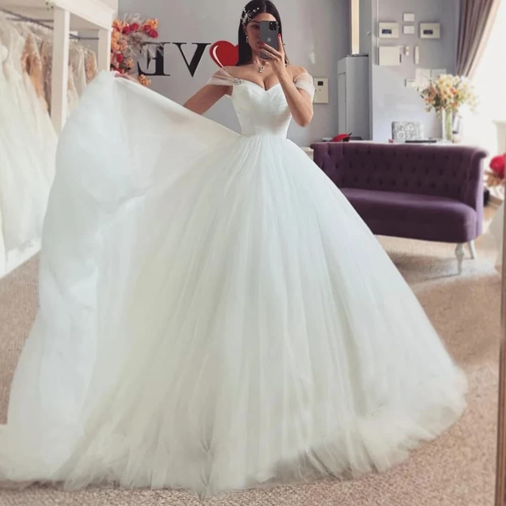Abito da sposa personalizzato ZJ9418 in pizzo Boho Sweetheart 2025 con spalle scoperte A-Line abito da sposa classico lungo fino al pavimento