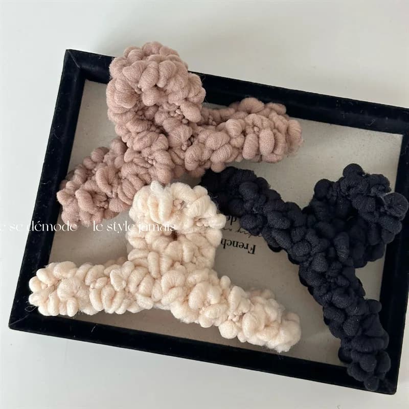 Autunno e inverno 2023 nuova morbida pelliccia capelli artiglio copricapo testa posteriore Updo grande peluche squalo Clip copricapo per le donne