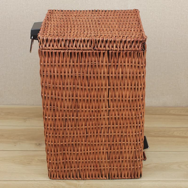 Bidone della spazzatura in tessuto nordico Bidone della spazzatura quadrato in rattan con coperchio Pedale Bidone della spazzatura per ufficio/casa Elegante cestino di carta per camera da letto per Hote