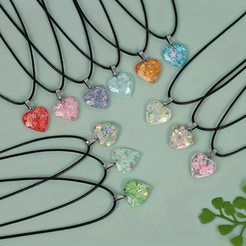 5 pairs of necklaces with heart shaped pendant in bright resin with leather straps, suitable for christmas gifts and creation of diy jewellery