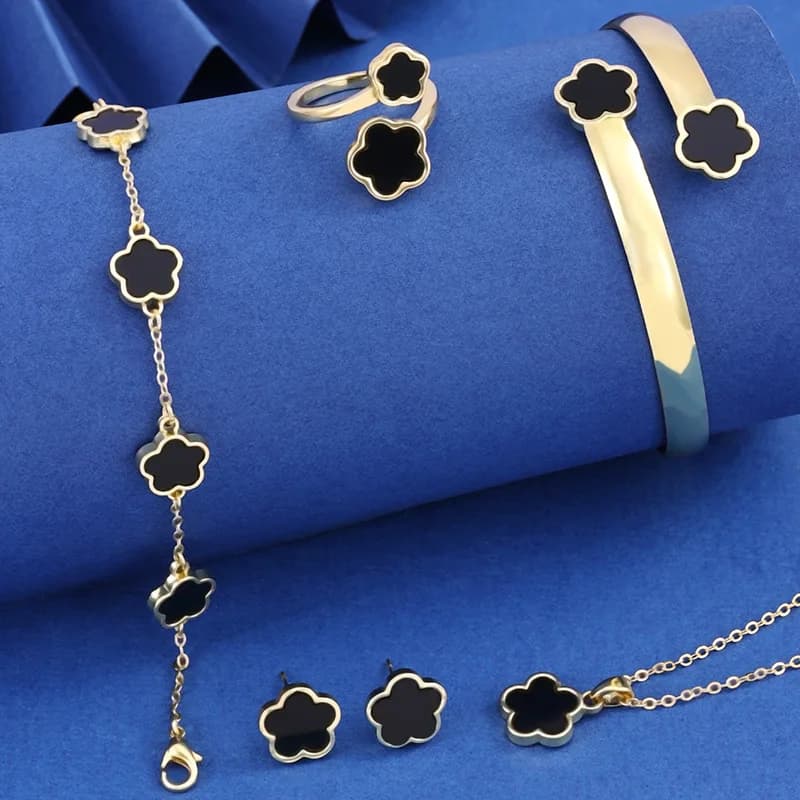 5PCS Five Leaf Flower Jewelry Set bracciale collana orecchini anello Bangle Classic for Woman Girl Party Brand Jewelry Gift Clover
