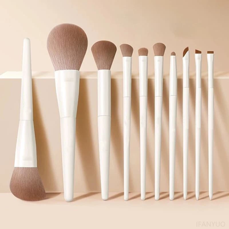 Set di 10 Pennelli Professionali per Trucco, Pennelli Bianchi per Ombretto, Eyeliner e Fondotinta, Strumenti Cosmetici per la Bellezza del Viso Femminile