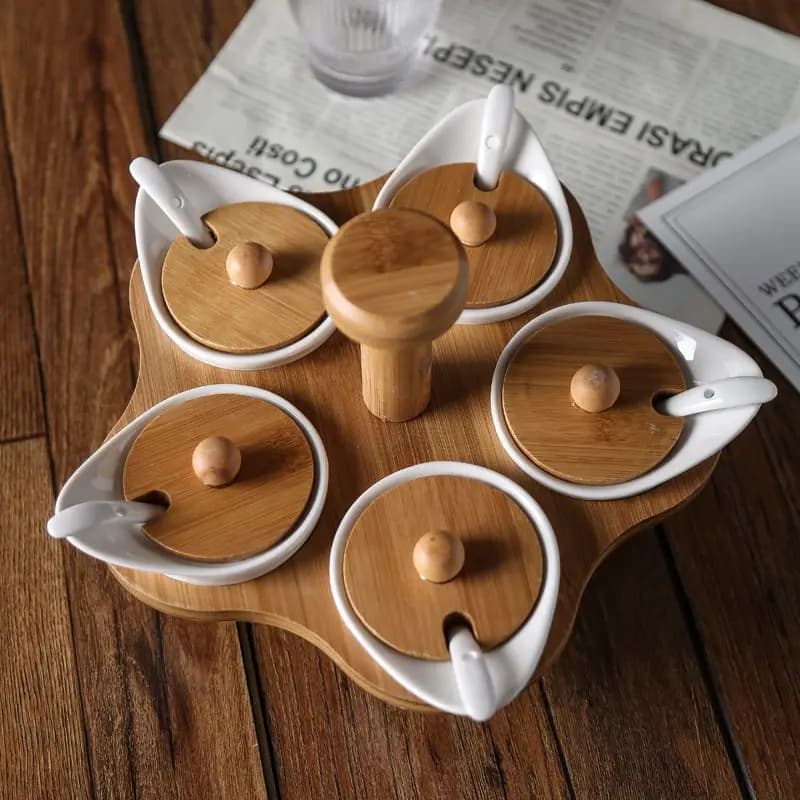 Set di barattoli per spezie in ceramica con rack, scatola per condimenti rotante multi-griglia, contenitore per sale e zucchero, organizer per condimenti da cucina