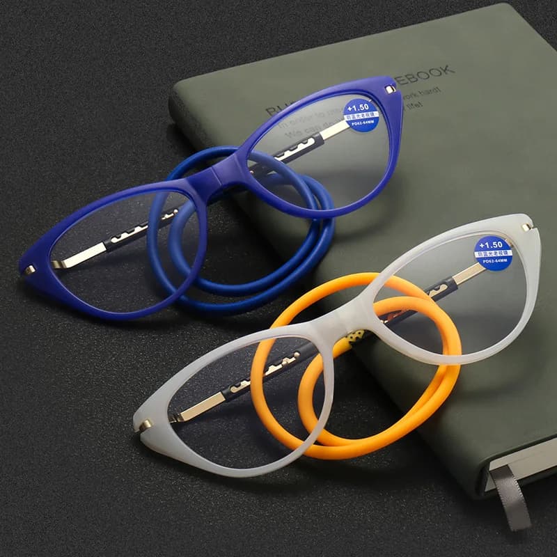 Cat Eyes Magnetic Reading Glasses Hanging Neck Anti-loss Women's Anti-blue Reading glasses Portable Eyewear +1.0~+4.0