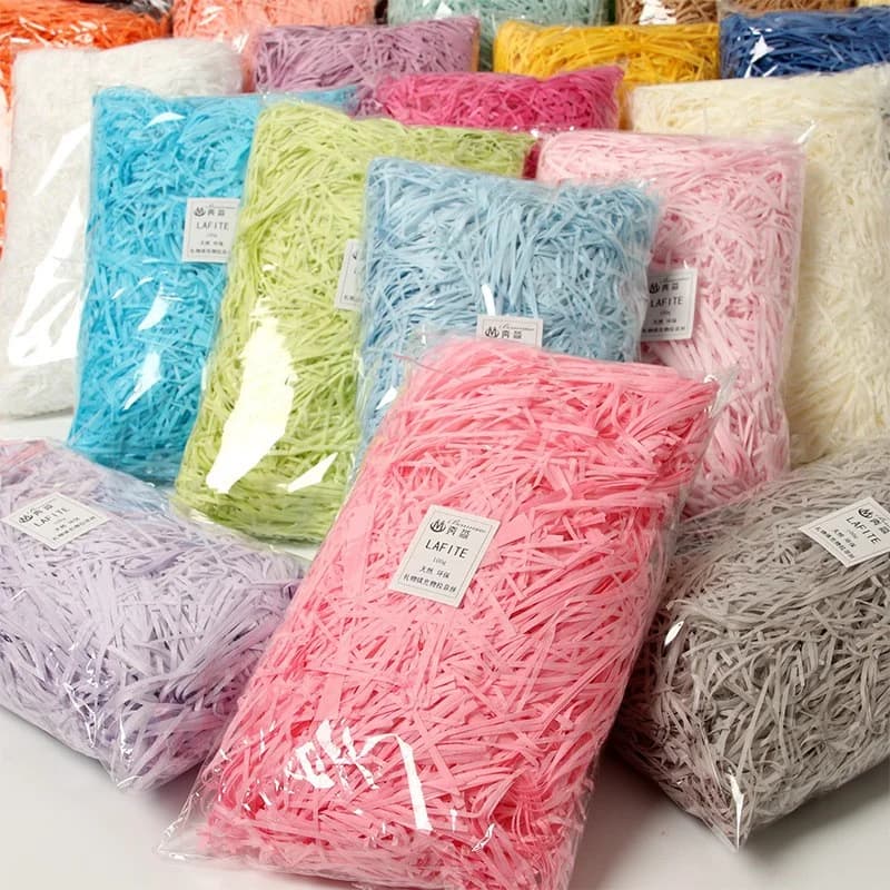 100g rafia Colorato Triturato Piega Lafite Erba di Carta Rafia Riempitore FAI DA TE Festa di Nozze Confezione Regalo di Caramelle Materiale Imballaggio di Riempimento