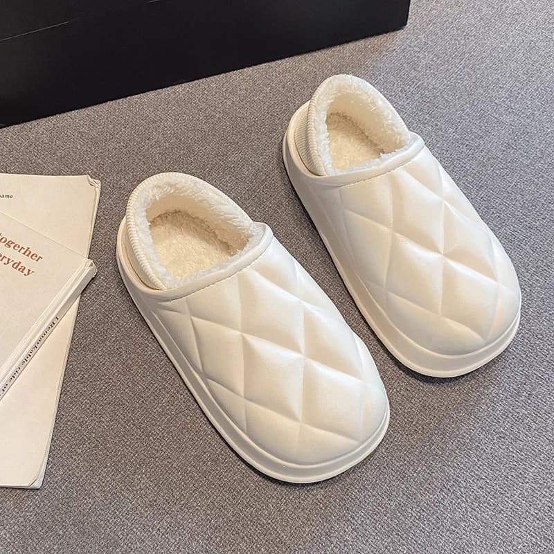 Winter Home Slippers - Unisex Home Shoes in leather and comfortable plush, soft non-slip flat sole similar to the cloud for men and women