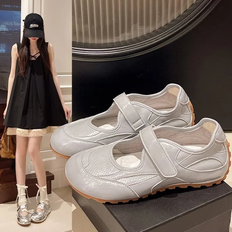 Nuove Scarpe Mary Jane da Donna 2026, Stile Casual con Punta Aperta e Design Traforato