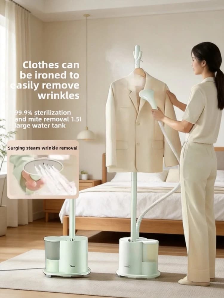 Ferro da stiro a vapore piccolo per uso domestico e commerciale, ideale per negozi di abbigliamento e stiratura di vestiti.