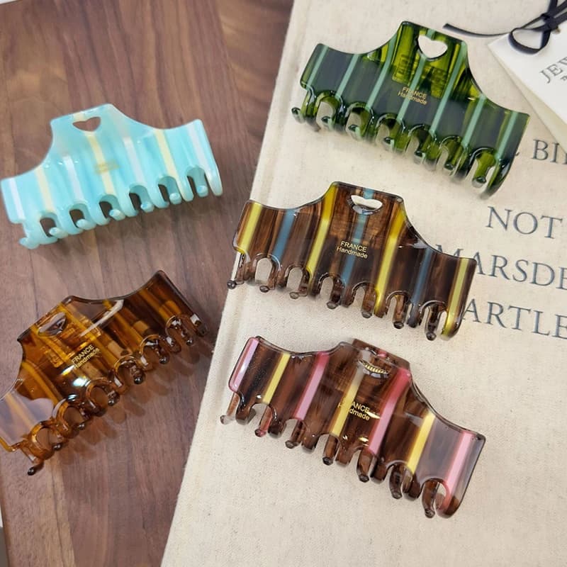 1 nuovo fermaglio per artigli in acetato a strisce per donna; Grande fermaglio per capelli con clip a forma di squalo per donna; Accessori per fermagli per artigli con clip posteriore della testa