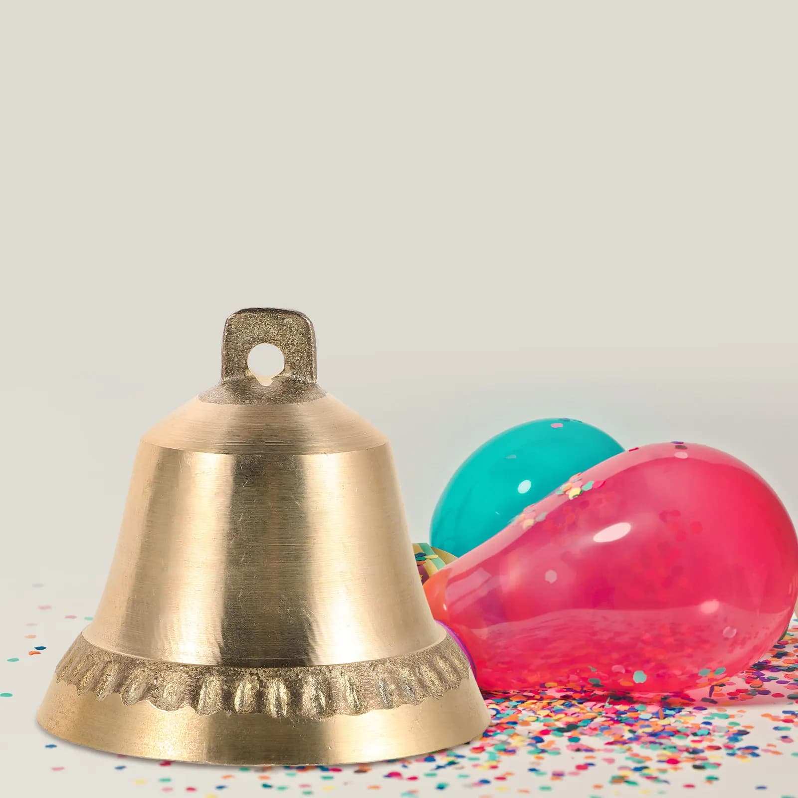 Piccola Campanella Vintage in Ottone Dorato, Mini Ciondolo a Campanella per Campanelli a Vento Fai-da-Te, Collari per Cani, Artigianato, Migliora l'Atmosfera Domestica