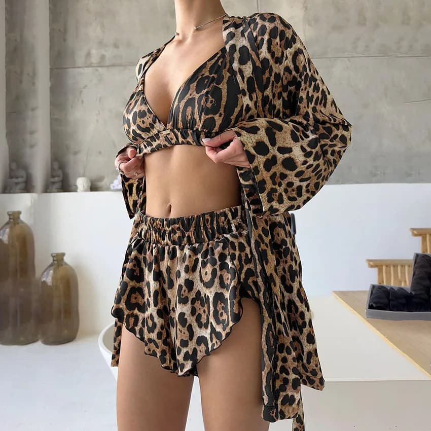 Estate, biancheria intima ampia a maniche lunghe con stampa leopardata, pantaloncini, pigiama, set tre pezzi, abbigliamento da casa