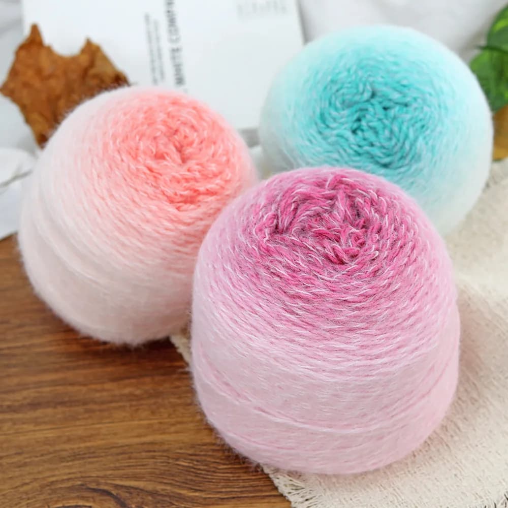 Filato di peluche a lunghezza graduale, filato a torta, sciarpa lavorata a mano, abbigliamento, composizioni floreali tessute a mano, filato per coperte, filato a stella a sette punte