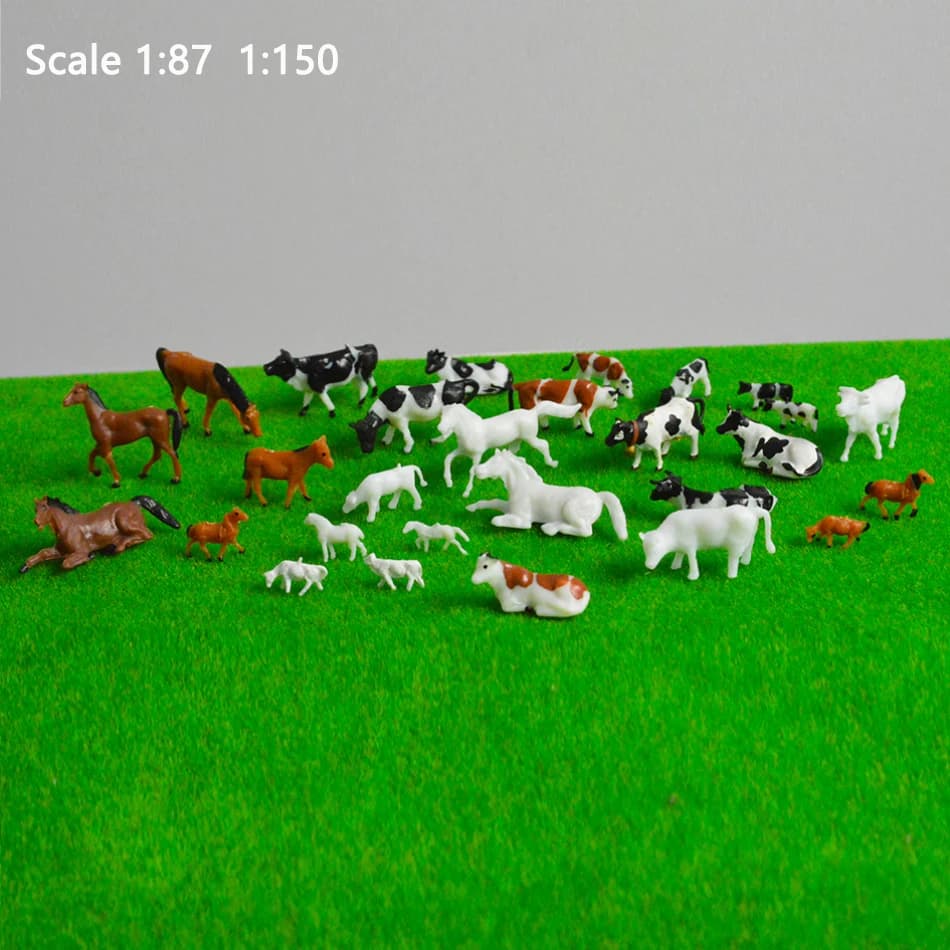Modello in scala HO/N Cavalli in miniatura Mucche Animali da fattoria 1:87 1:150 Giocattoli in plastica ABS per kit diorama per layout di scena della pratica 10 pezzi