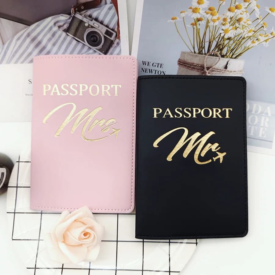 2 pezzi per set Mr/Mrs Lovers Couples Custodia per passaporto in pelle PU Custodia per accessori da viaggio Portafoglio per donna per uomo