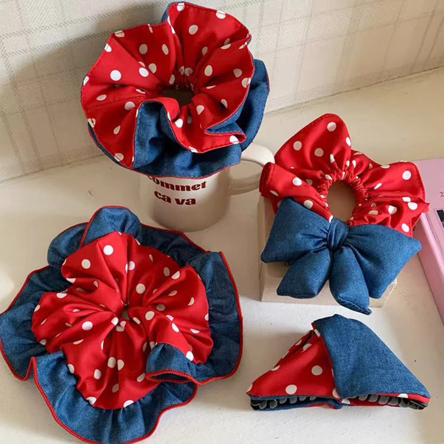 1pc retro red and blue contrasting polka dot flap clip hairpin, elegant fabric large intestine scrunchie square hair rope