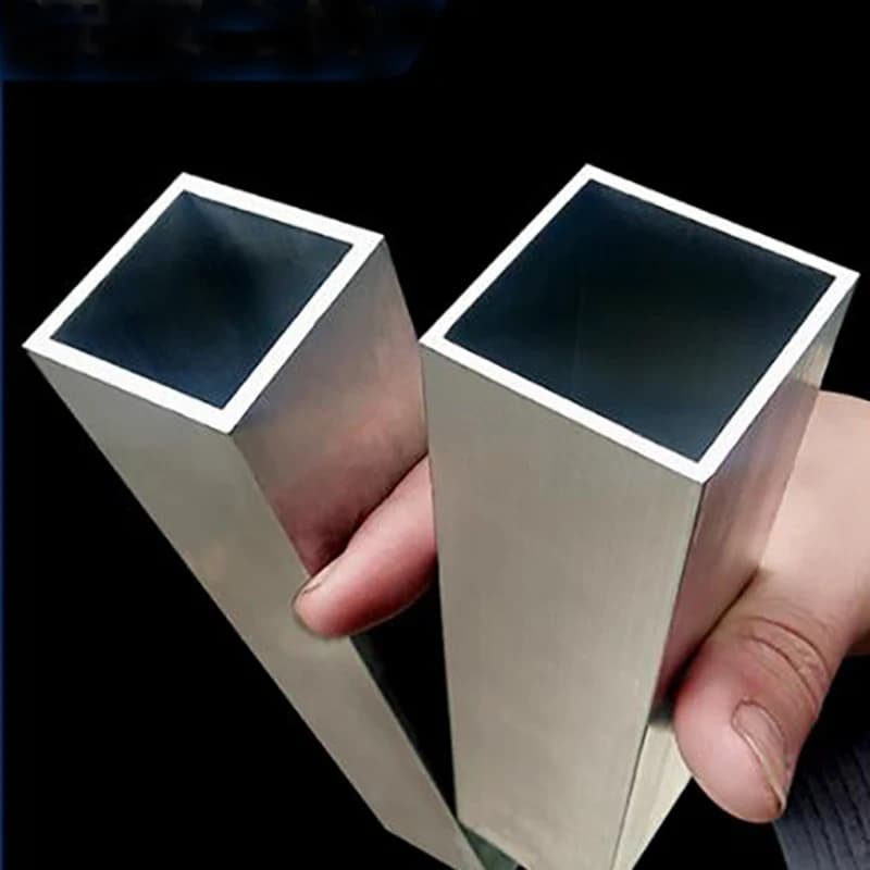 Tubo quadrato in alluminio di varie dimensioni da 6 mm a 100 mm