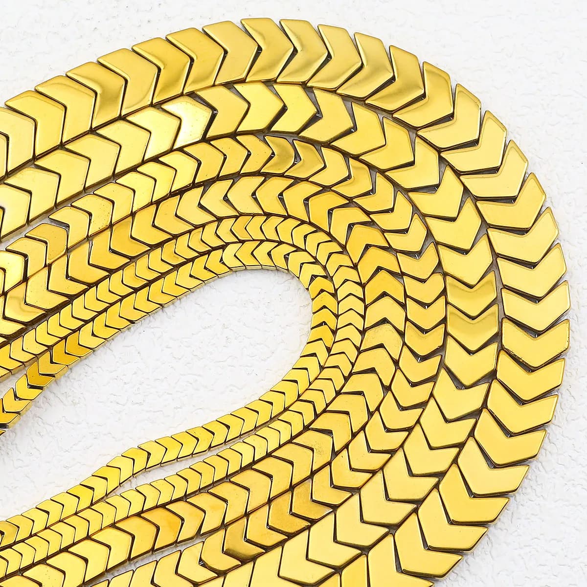 15 ''4/6/8/10mm Placcato Oro Ematite Pietra Naturale a Forma di V Freccia Branelli Allentati Del Distanziatore Per La Produzione di Gioielli FAI DA TE collane braccialetto