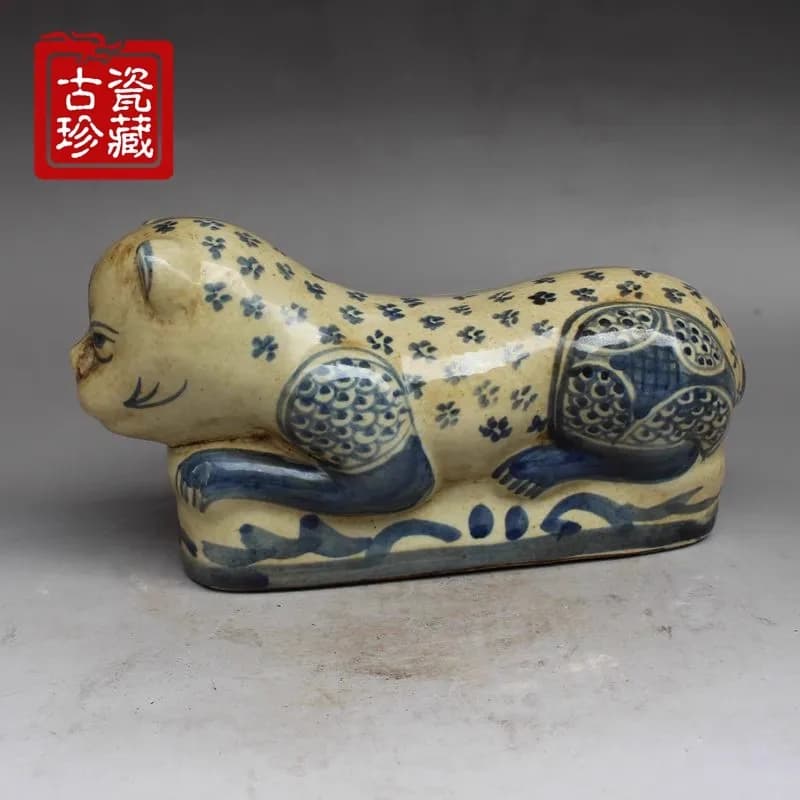 Porcelain Jingdezhen porcelain ceramic enamel blue and white cat porcelain pillow hand pillow vein pillow porcelain ornaments